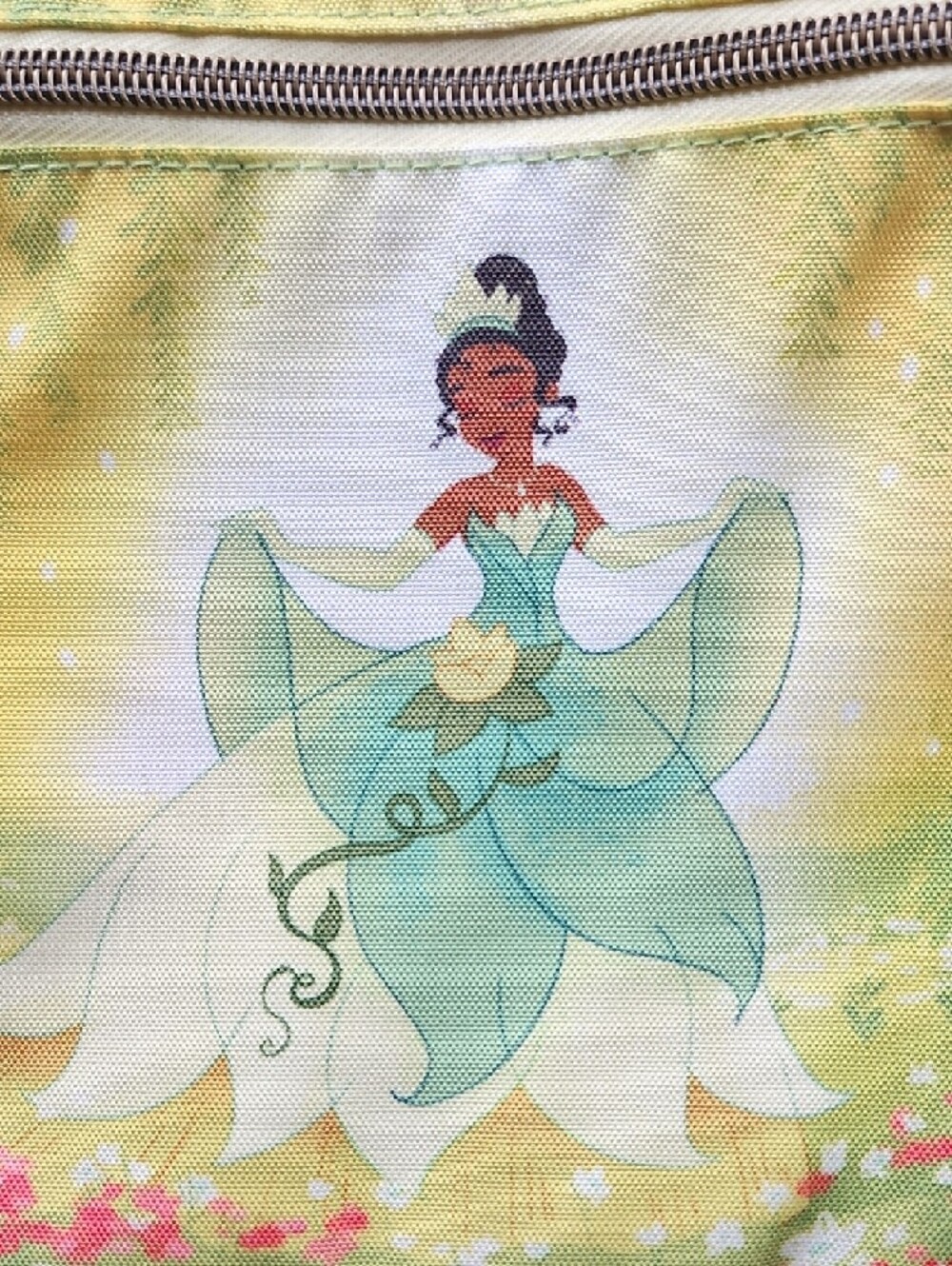 Disney Tiana Fairy Passport Bag - Picture 3 of 11